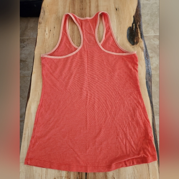 The North Face women's running tank - Picture 2 of 2